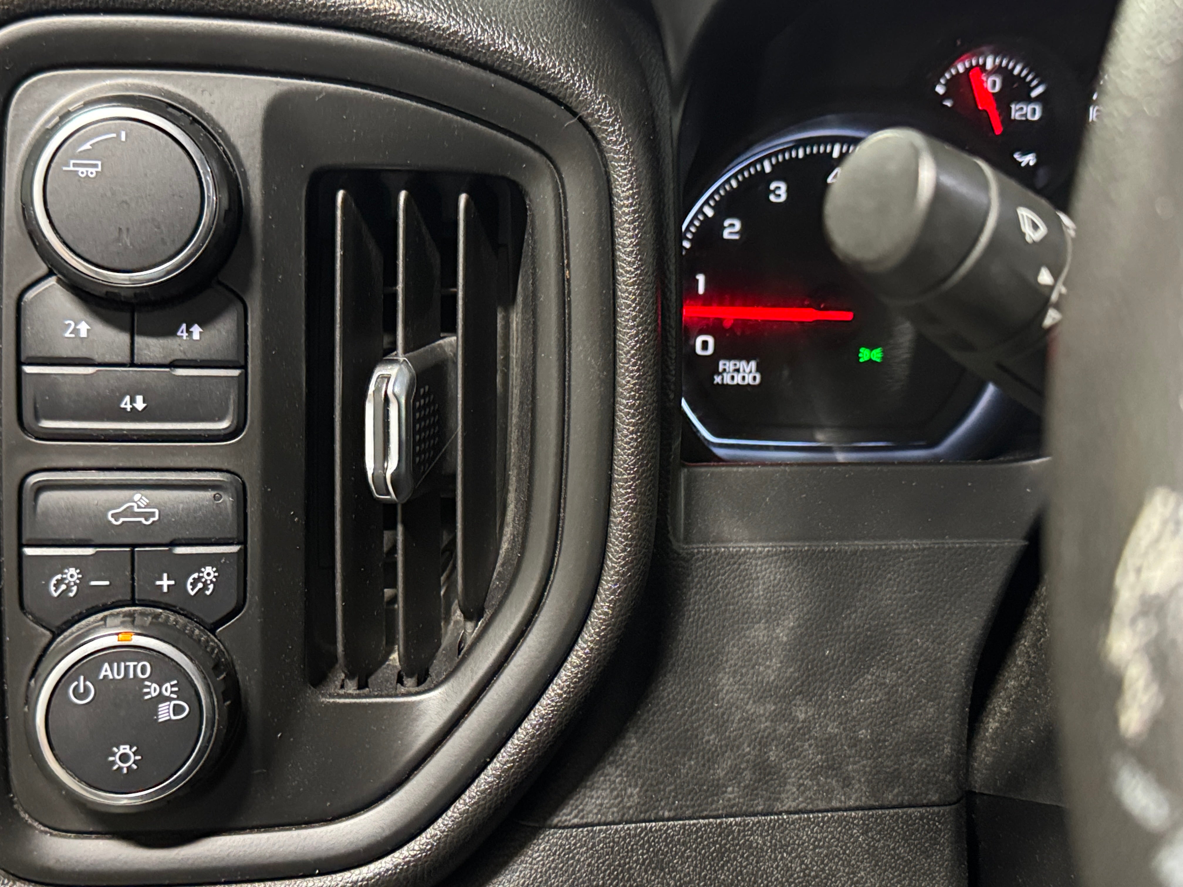 chevrolet silverado 2500hd 2020 1GC5YLE71LF246269 image chevrolet silverado 2500hd 2020 1GC5YLE71LF246269 image